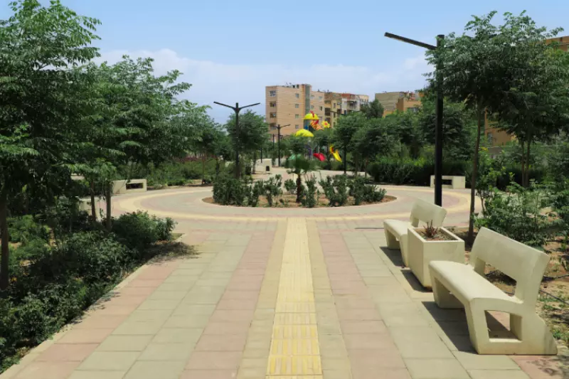  پارک ۱۷ شهریور در  مساحت ۹۶۰۰ متر مربع با صرف اعتبار ۱۲ میلیارد ریال در ضلع شرقی بلوار شهید تهرانی‌مقدم احداث شد و به بهره‌برداری رسید..