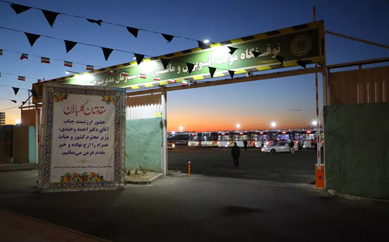 احداث توقفگاه موقت اتوبوس در زمینی به وسعت ۲ هکتار واقع در  بلوار شهدای اقتدار با صرف اعتبار ۱۰۰ میلیارد ریال  